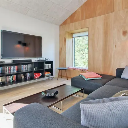 Vakantiehuis Razmo - 2-5km From The Sea By Interhome *