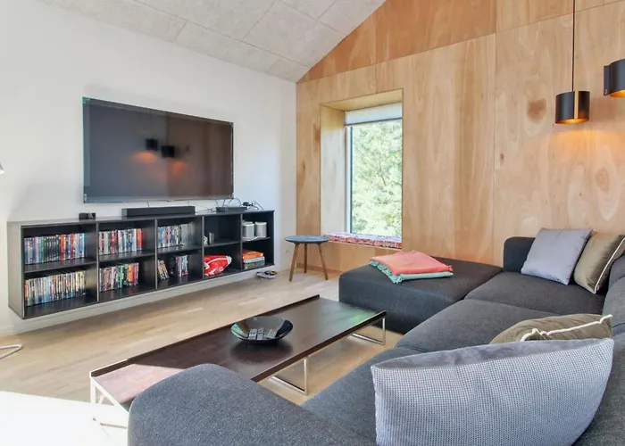 Razmo - 2-5km From The Sea By Interhome *