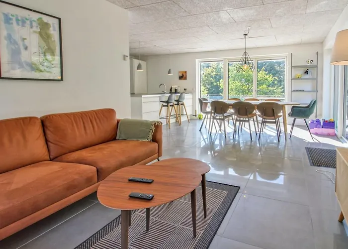 Razmo - 2-5km From The Sea By Interhome